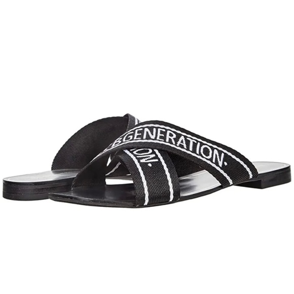 NEW BCBGENERATION KEENA SLIDES black and white - Picture 1 of 3
